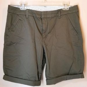 Women's Dark evergreen shorts, new w/ tags
